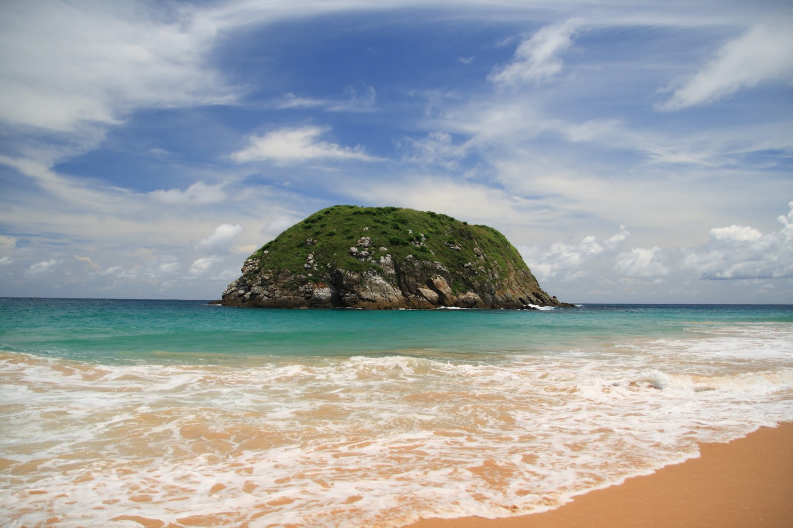 Zdjęcie Praia Do Leao położony w naturalnym obszarze