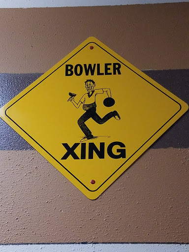 Bowling Alley «Suburban Bowling Lanes», reviews and photos, 3801 Ann Arbor Rd, Jackson, MI 49202, USA