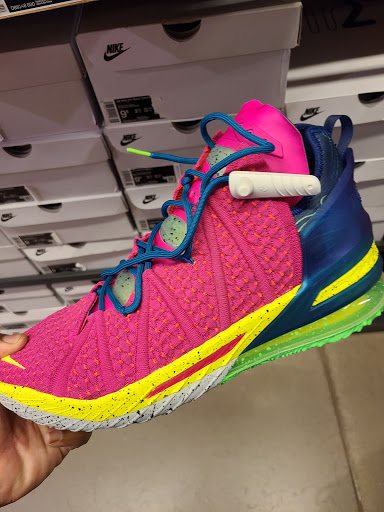 Sporting Goods Store «Nike Factory Store», reviews and photos, 6800 N 95th Ave #590, Glendale, AZ 85301, USA