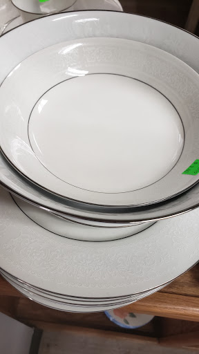 Thrift Store «American Cancer Society Discovery Shop», reviews and photos, 3609 Midway Dr # C, San Diego, CA 92110, USA