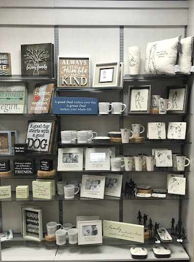 Christian Book Store «Banner Books - Parable Christian Store», reviews and photos, 2913 Niles Ave, St Joseph, MI 49085, USA