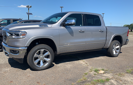 Car Dealer «Lucas Chrysler Jeep Dodge RAM», reviews and photos, 1624 NJ-38, Lumberton, NJ 08048, USA