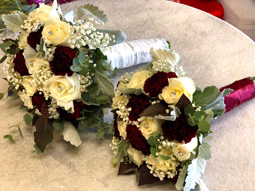 Florist «Illusion Florist & Events», reviews and photos, 12231 SE Stark St, Portland, OR 97233, USA