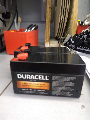 Car Battery Store «Batteries Plus Bulbs», reviews and photos, 3404 S McClintock Dr, Tempe, AZ 85282, USA