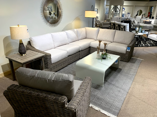 Furniture Store «Bassett Home Furnishings», reviews and photos, 1551 Carl D. Silver Parkway, Fredericksburg, VA 22401, USA