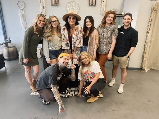 Hair Salon «The Urban Revival Boutique, Style Bar & Salon», reviews and photos, 2903 N Patterson St, Valdosta, GA 31602, USA