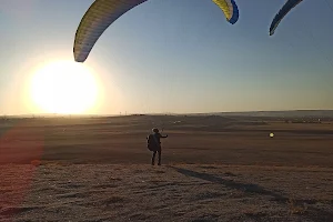 PARAMOTOR UÇUŞ TEPESİ image