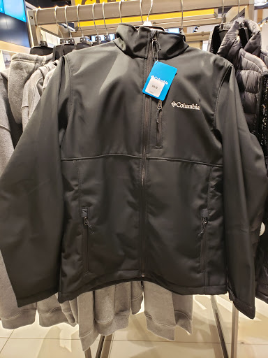 Outdoor Sports Store «Columbia Sportswear PFG Store», reviews and photos, 1253 Main Street, Southlake, TX 76092, USA