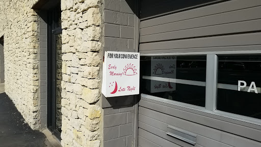 Used Car Dealer «Rose Automotive», reviews and photos, 110 N Erie Blvd, Hamilton, OH 45011, USA