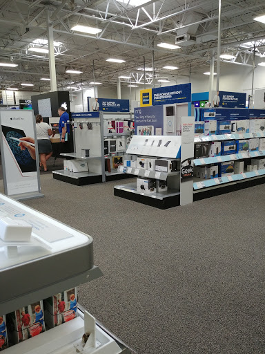 Electronics Store «Best Buy», reviews and photos, 11600 Leona Rd, Eden Prairie, MN 55344, USA