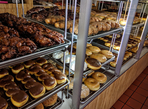 Best Donuts, 1660 Sepulveda Blvd, Harbor City, CA 90710, USA, 