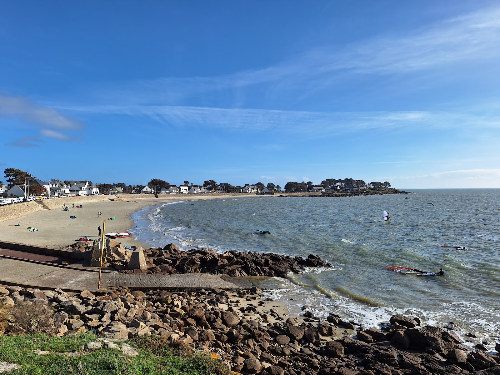 Foto von Plage de Kerivor mit beiger sand Oberfläche