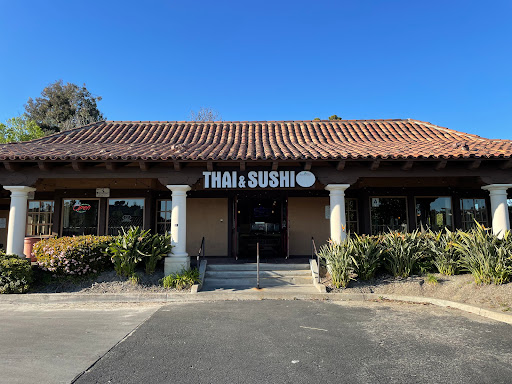 Cafe de Thai And Sushi