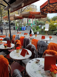 Atmosphère du Restaurant Café Odessa - Brasserie parisienne tendance - n°12
