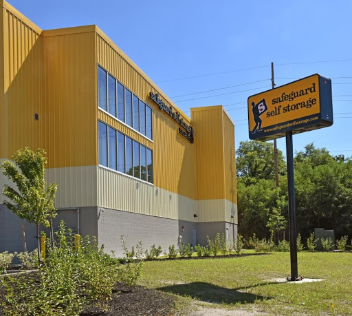 Self-Storage Facility «Safeguard Self Storage», reviews and photos, 6000 Sunrise Hwy, Massapequa, NY 11758, USA