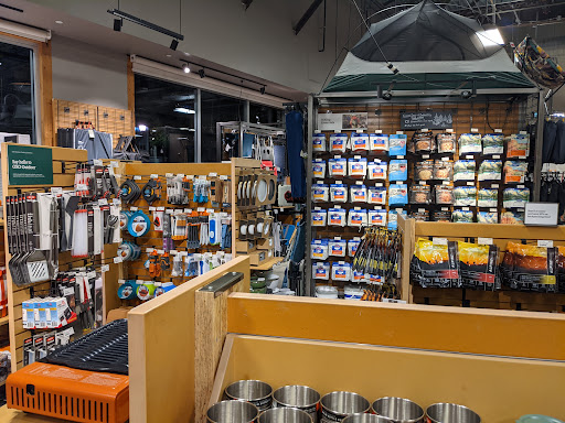 Camping Store «REI», reviews and photos, 11950 Grand Commons Ave, Fairfax, VA 22030, USA