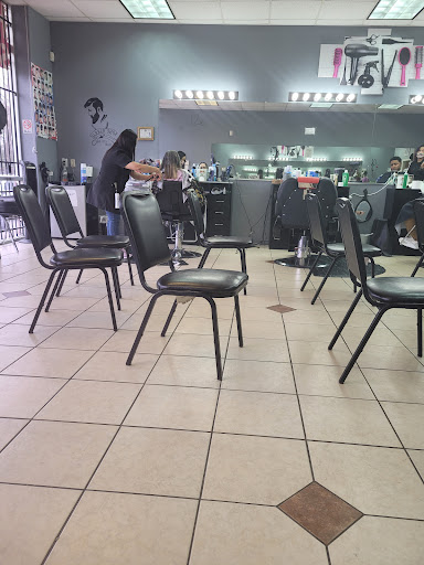 Beauty Salon «Kary Elys Hair Salon», reviews and photos, 111 N 6th St, Conroe, TX 77301, USA