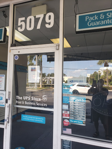 Shipping and Mailing Service «The UPS Store», reviews and photos, 5079 N Dixie Hwy, Oakland Park, FL 33334, USA