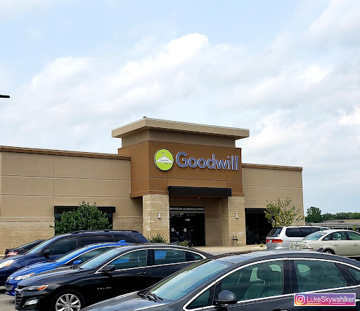 Used Furniture Store «Goodwill», reviews and photos, 7440 Fishers Station Dr, Fishers, IN 46038, USA