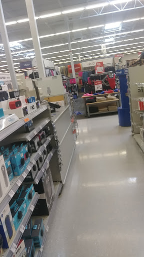 Sporting Goods Store «Academy Sports + Outdoors», reviews and photos, 120 Woody Jones Blvd, Florence, SC 29501, USA