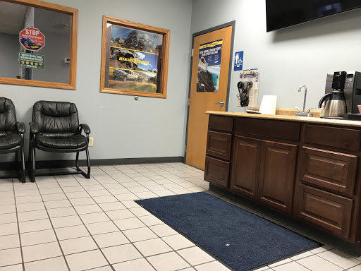 Auto Repair Shop «PFM Car & Truck Care Center», reviews and photos, 4900 W 106th St, Zionsville, IN 46077, USA