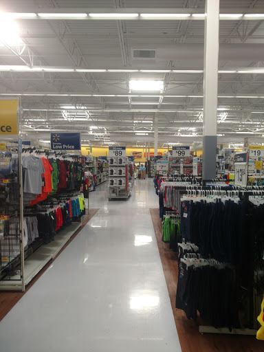 Department Store «Walmart Supercenter», reviews and photos, 1500 Armory Dr, Franklin, VA 23851, USA