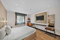 Hotel Innvestments | Keller Williams Hotel Commercial Real Estate Agents - Photo 3 - Car repair in Roseville, CA, Roseville