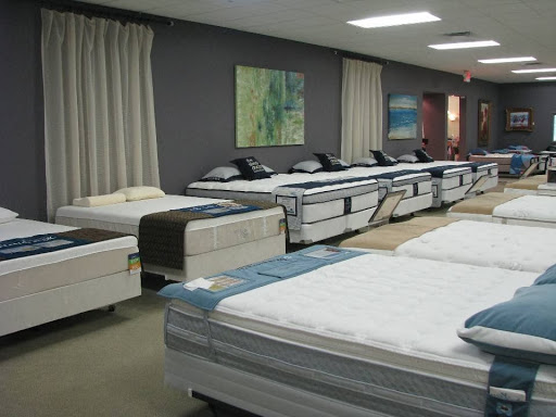 Appliance Store «Famous Tate Appliance & Bedding Center», reviews and photos, 3347 Henderson Blvd, Tampa, FL 33609, USA