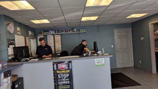 Auto Repair Shop «Advance Auto Center», reviews and photos, 320 Watertown St, Newton, MA 02458, USA