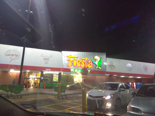 Mexican Grocery Store «Fiesta Mart», reviews and photos, 1300 E Pioneer Pkwy, Arlington, TX 76010, USA