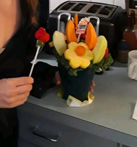 Gift Shop «Edible Arrangements», reviews and photos, 6153 Ridge Ave a, Philadelphia, PA 19128, USA