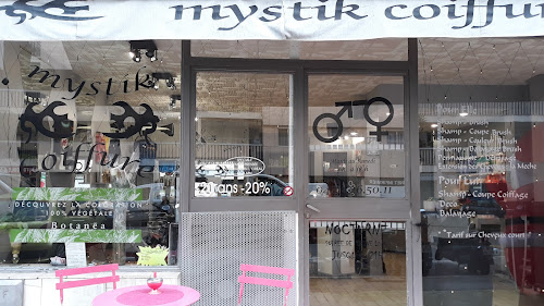 Salon Mystik Coiffure ouvert le mercredi à Nice