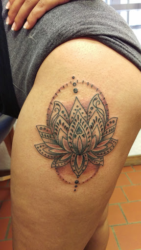 Tattoo Shop «Untouchable Ink», reviews and photos, 204 S Spring Garden Ave, DeLand, FL 32720, USA