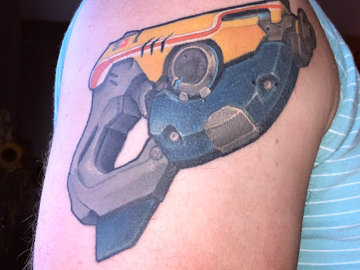 Tattoo Shop «Phantom Cat Tattoo», reviews and photos, 705 Century Ave N, Maplewood, MN 55119, USA