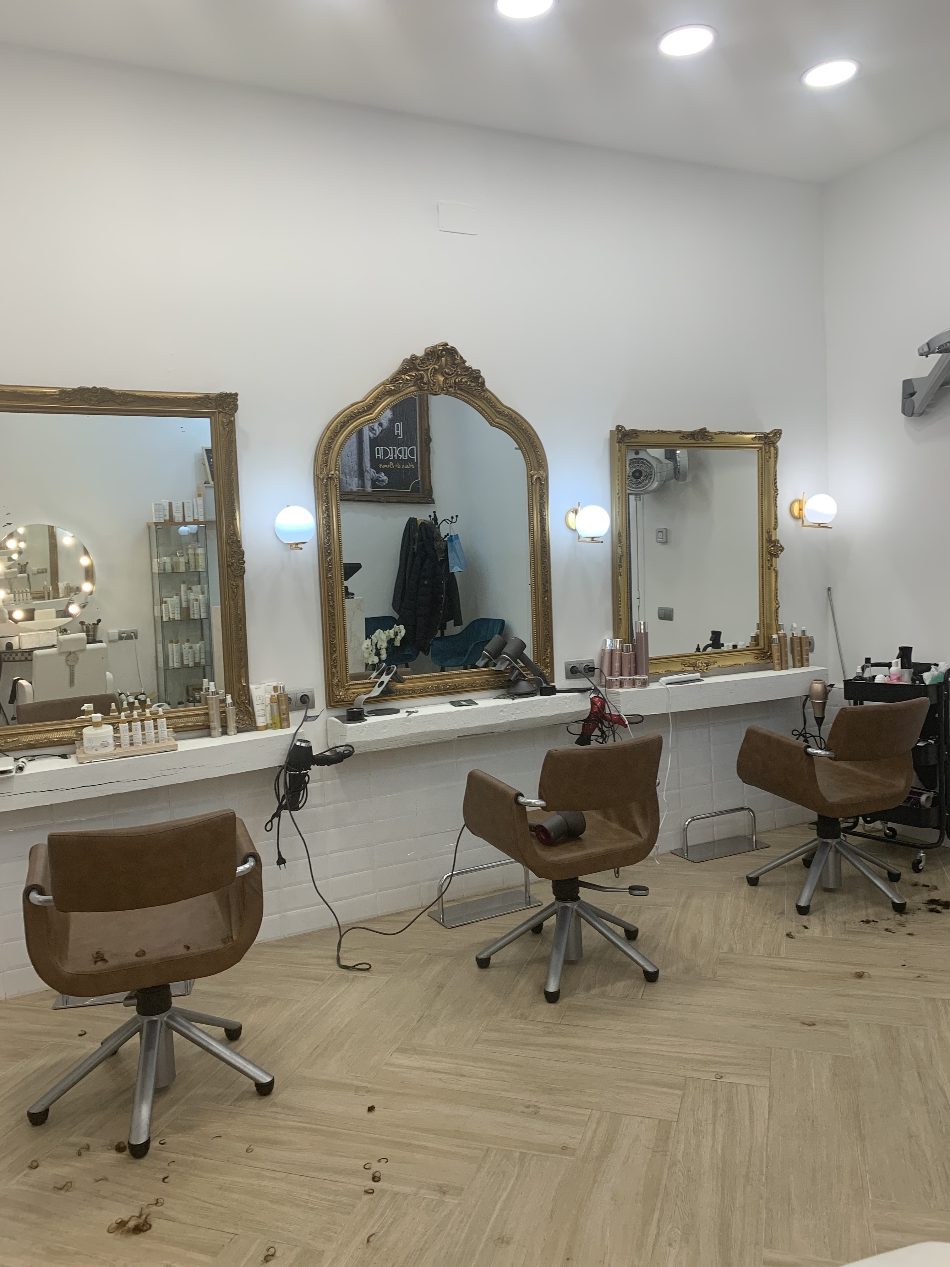 La Perfecta - Hair & Brows - 15