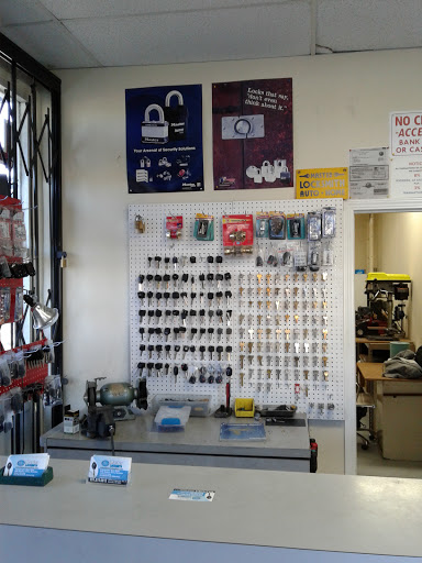 Locksmith «Master Locksmith», reviews and photos, 10040 Arlington Ave, Riverside, CA 92503, USA