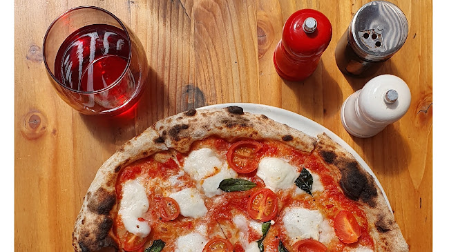Opiniones de Azotea 80 en Quillota - Pizzeria