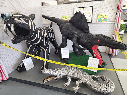 Flea Market «Streetsboro Flea Market - Furniture, Antiques, Collectibles», reviews and photos, 1513 Streetsboro Rd, Streetsboro, OH 44241, USA