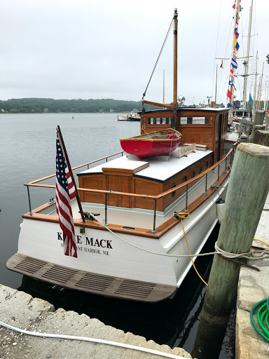 Paint Store «GEORGE KIRBY JR PAINT CO», reviews and photos, 163 Mt Vernon St, New Bedford, MA 02740, USA