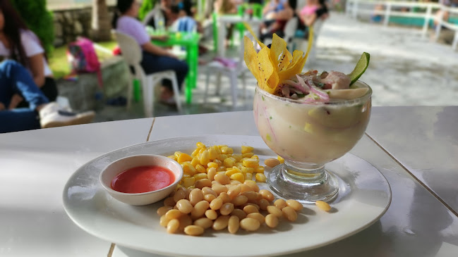 Fundo Playa Hermosa.