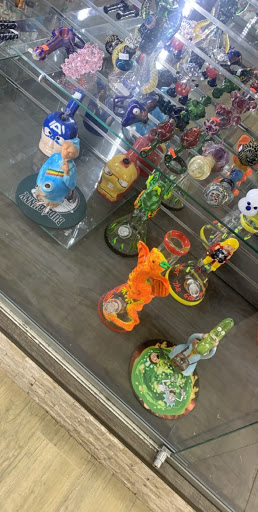 Tobacco Shop «Lambeau Tobacco», reviews and photos, 6430 Green Bay Rd #102, Kenosha, WI 53142, USA