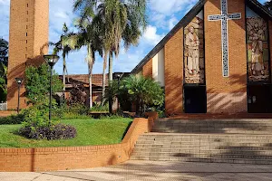 Plaza Central De Puerto Esperanza image