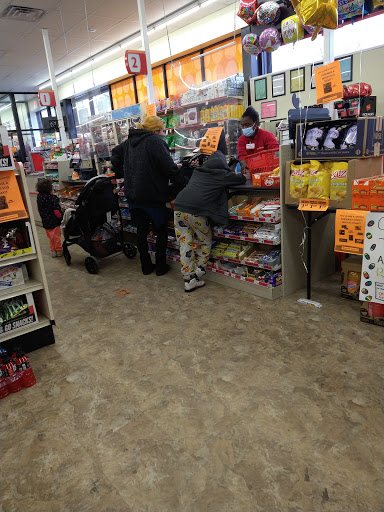 Dollar Store «FAMILY DOLLAR», reviews and photos, 1280 Broad St, Providence, RI 02905, USA