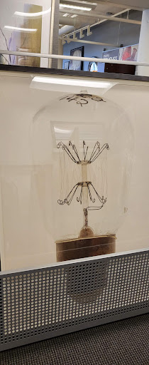 Used Furniture Store «CORT Clearance Center», reviews and photos, 155 N Beacon St, Brighton, MA 02135, USA