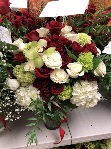 Florist «Brickell Avenue Flowers & Gifts», reviews and photos, 701 Brickell Ave, Miami, FL 33131, USA