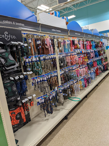 Pet Supply Store «PetSmart», reviews and photos, 114 Commerce Way, Woburn, MA 01801, USA