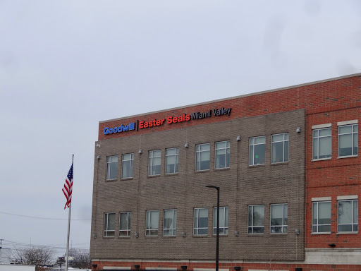 Goodwill Easter Seals Miami Valley, 660 S Main St, Dayton, OH 45402, USA, 