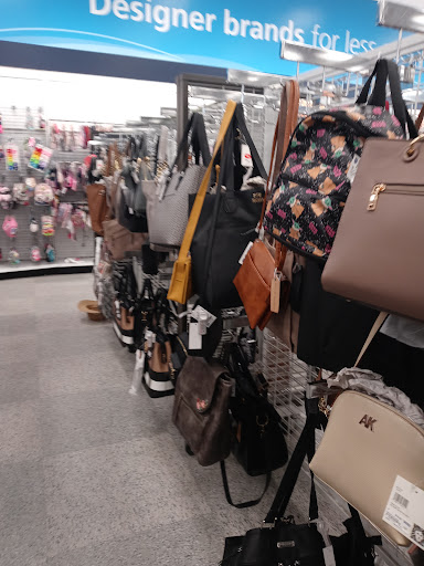 Clothing Store «Ross Dress for Less», reviews and photos, 720 Woollomes Ave, Delano, CA 93215, USA