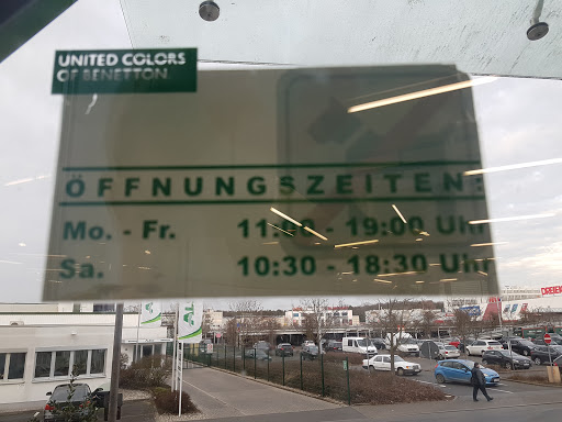 Läden, um Produkte von Benetton für Damen zu kaufen Frankfurt