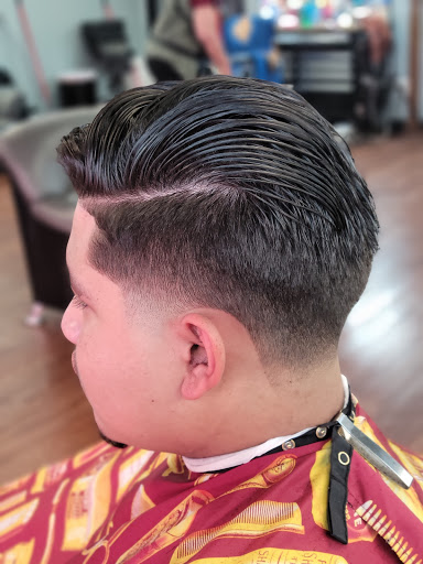 Barber Shop «Trending Barbershop», reviews and photos, 3024 N Belt Line Rd, Irving, TX 75062, USA